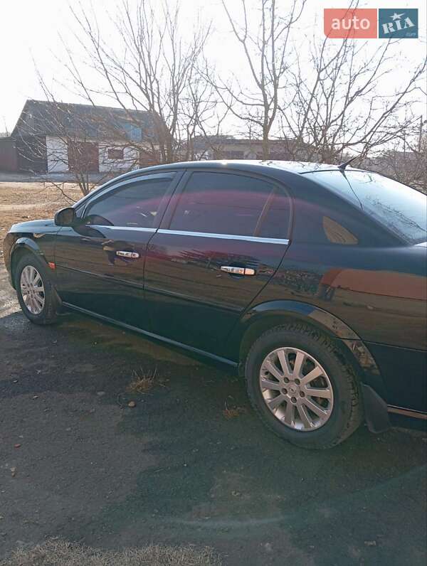 Седан Opel Vectra 2006 в Остроге