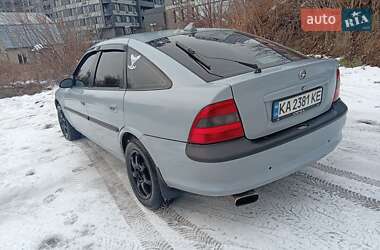 Лифтбек Opel Vectra 1998 в Киеве