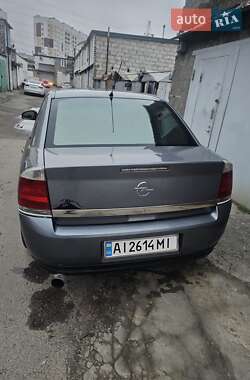 Седан Opel Vectra 2004 в Києві