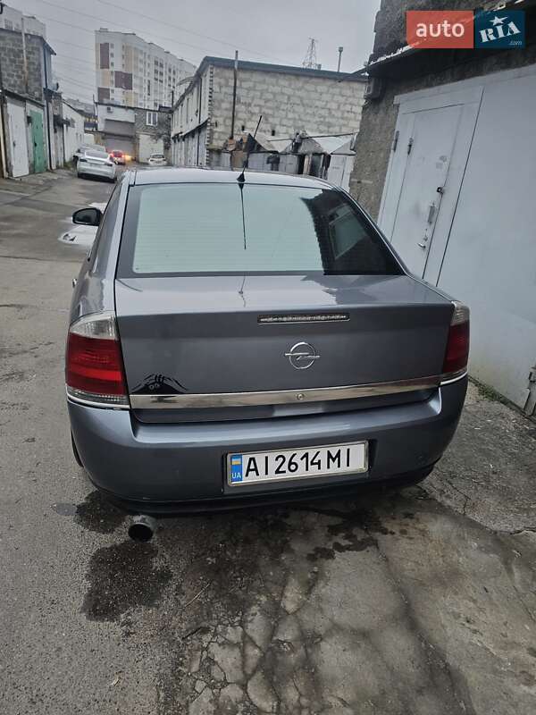 Opel Vectra 2004