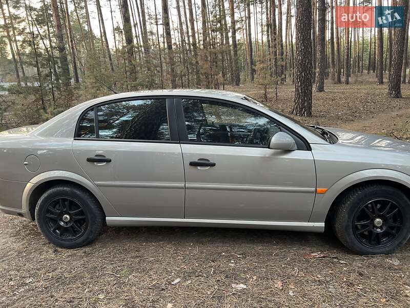 Седан Opel Vectra 2006 в Полтаве