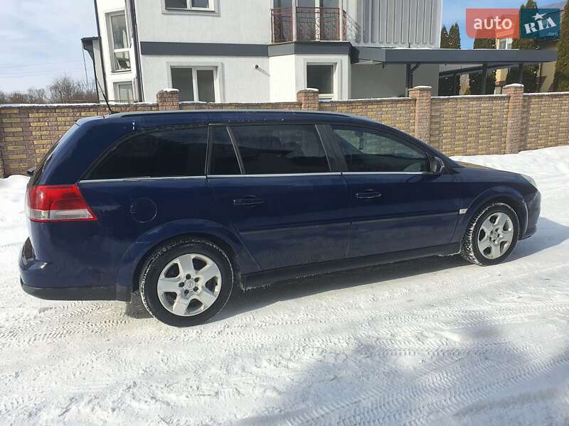 Универсал Opel Vectra 2006 в Ивано-Франковске