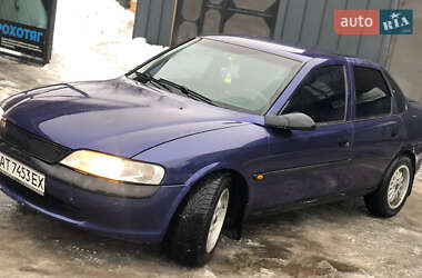 Седан Opel Vectra 1997 в Надвірній