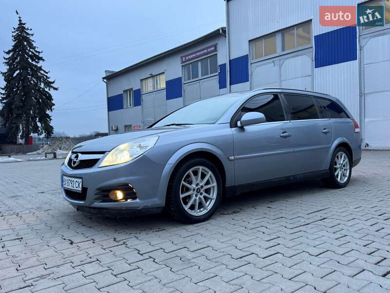 Универсал Opel Vectra 2006 в Черновцах