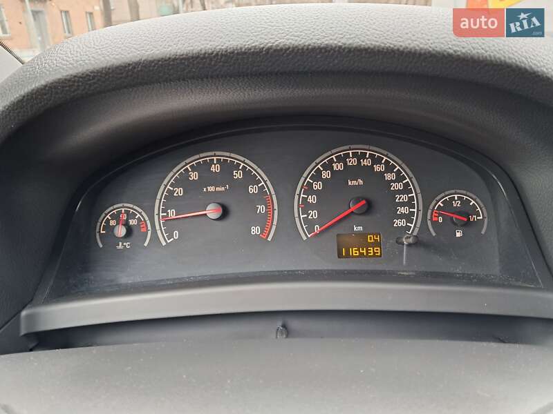 Седан Opel Vectra 2006 в Киеве