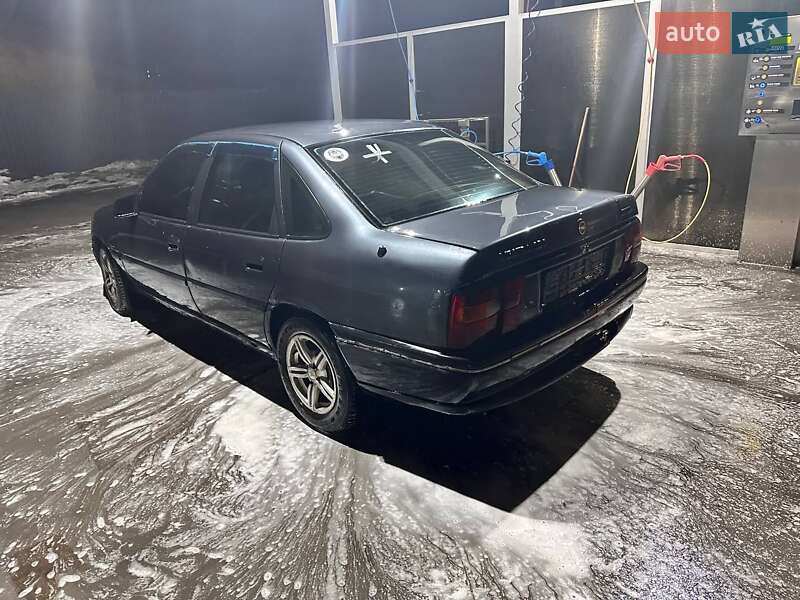 Седан Opel Vectra 1995 в Полтаве