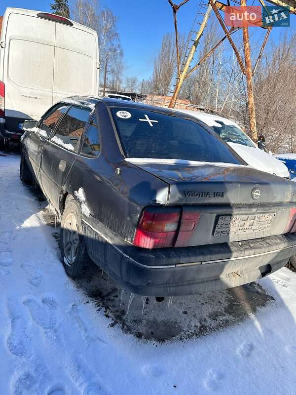 Седан Opel Vectra 1995 в Полтаве