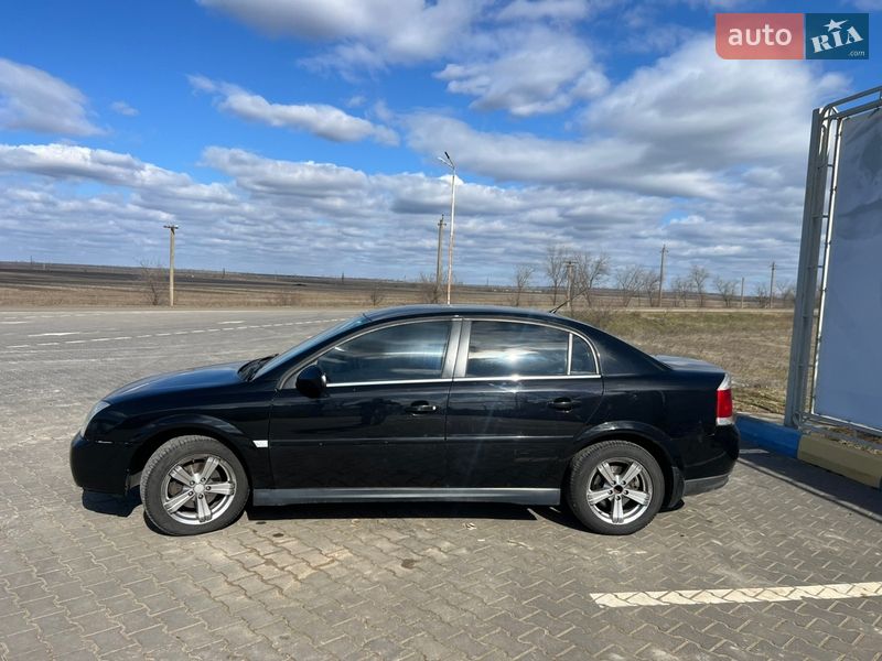 Седан Opel Vectra 2005 в Беляевке