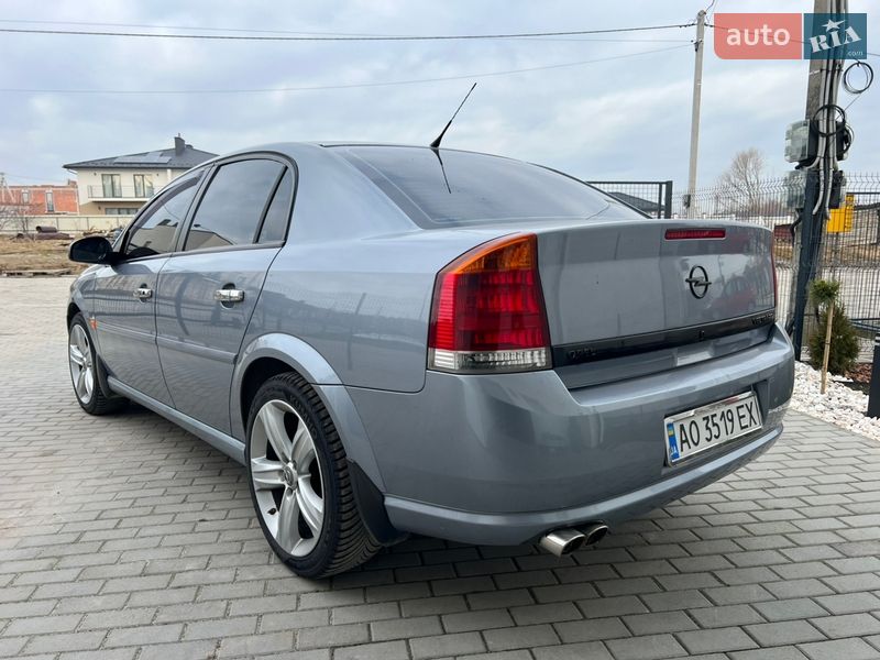 Седан Opel Vectra 2006 в Львове