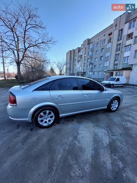 Лифтбек Opel Vectra 2008 в Дрогобыче