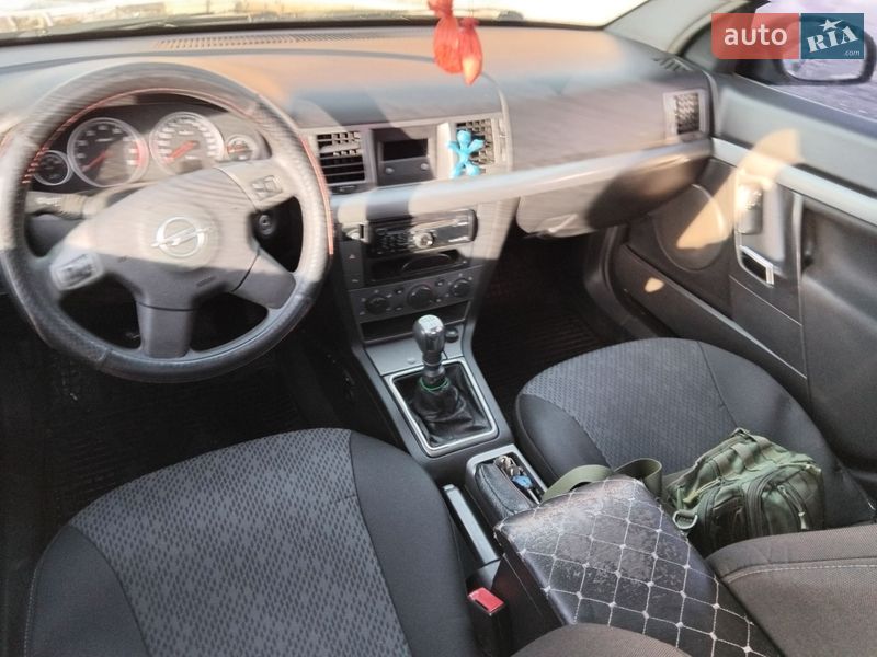 Седан Opel Vectra 2005 в Нежине