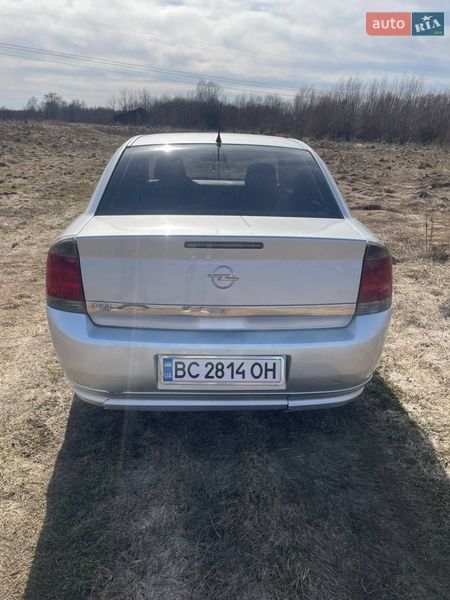 Седан Opel Vectra 2005 в Жидачове