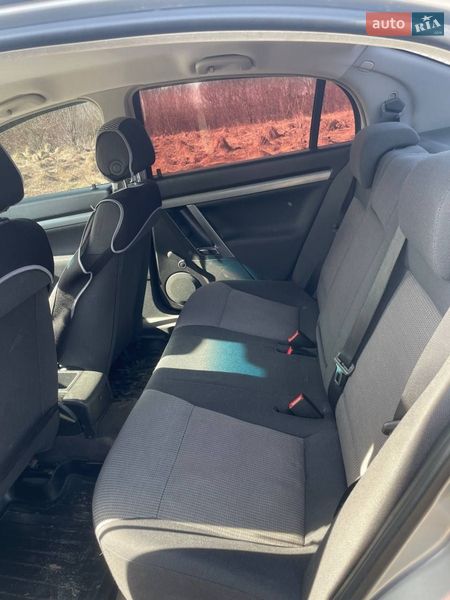 Седан Opel Vectra 2005 в Жидачове