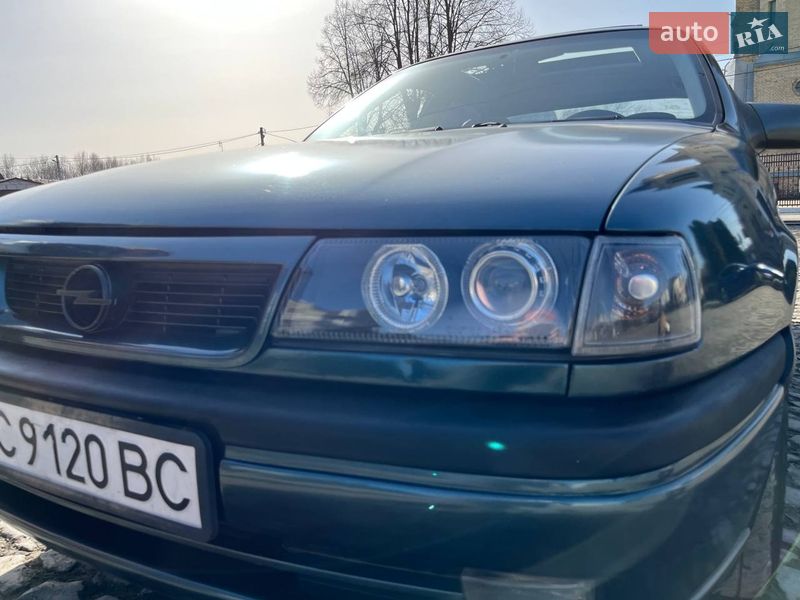 Седан Opel Vectra 1994 в Луцке