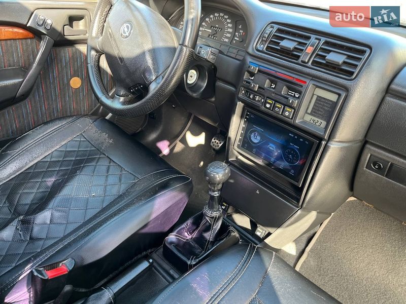 Седан Opel Vectra 1994 в Луцке