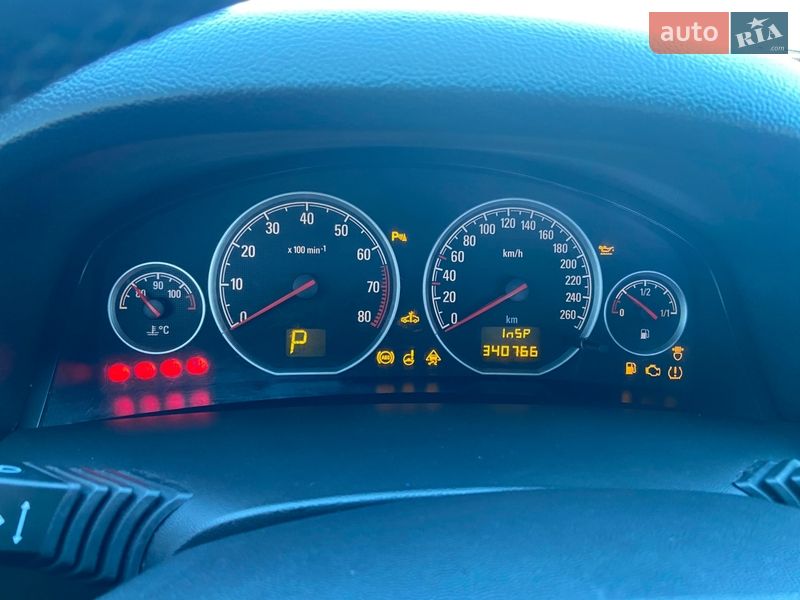 Седан Opel Vectra 2006 в Латовке