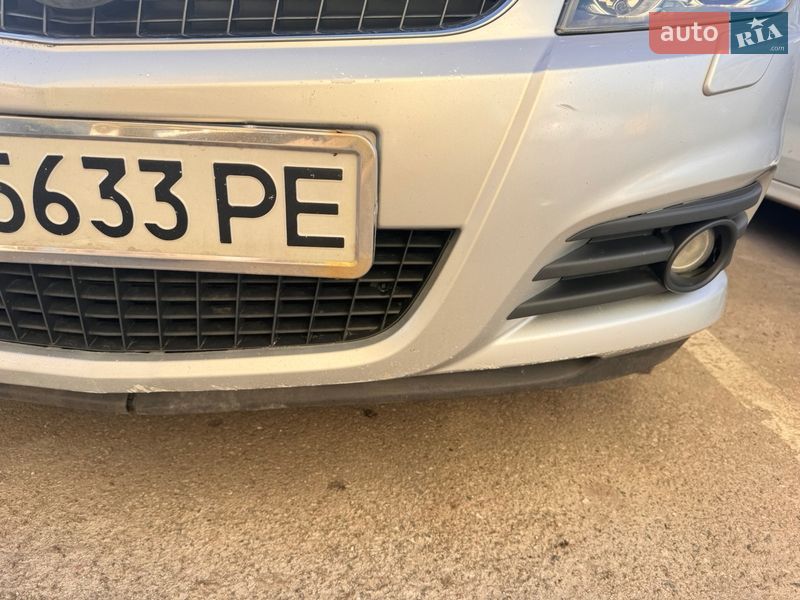 Седан Opel Vectra 2008 в Киеве