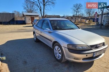 Седан Opel Vectra 1998 в Косове
