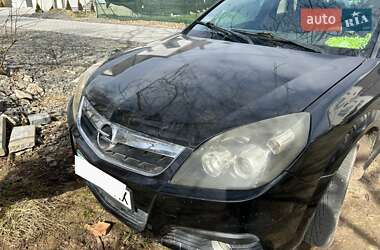 Седан Opel Vectra 2006 в Ужгороді