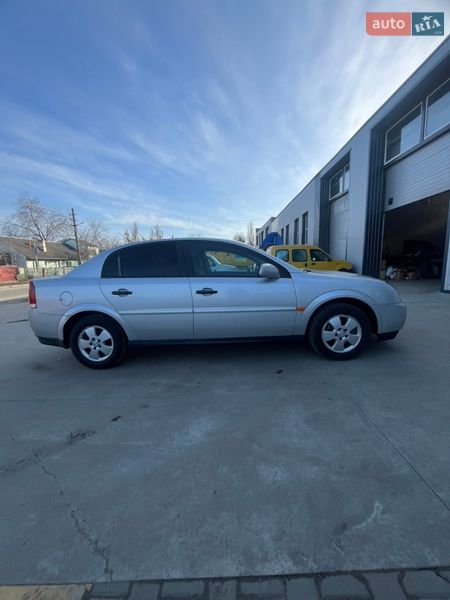 Седан Opel Vectra 2002 в Білій Церкві