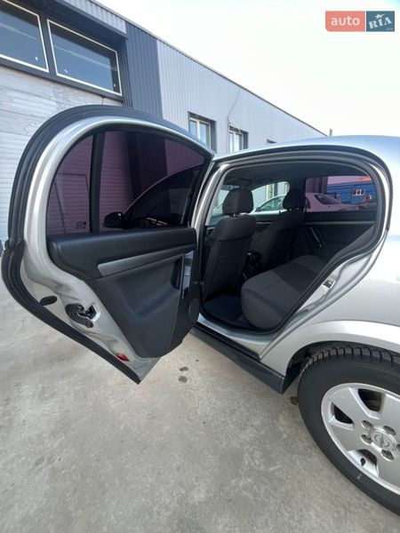 Седан Opel Vectra 2002 в Білій Церкві