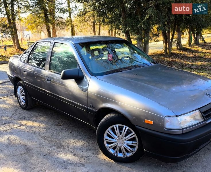 Седан Opel Vectra 1989 в Надвірній