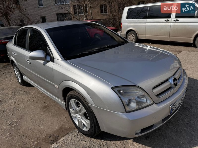 Седан Opel Vectra 2004 в Тернополе