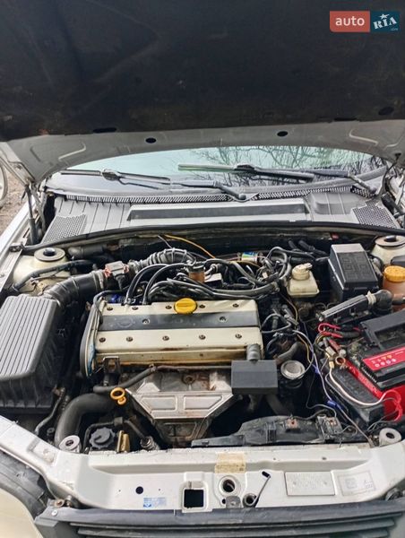 Универсал Opel Vectra 1998 в Шишаки