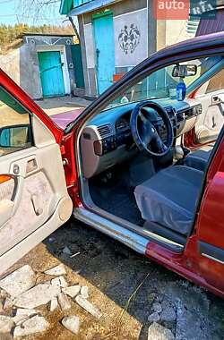 Седан Opel Vectra 1993 в Нетешине