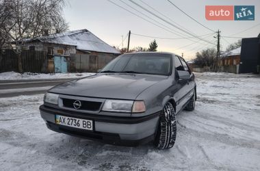 Седан Opel Vectra 1989 в Люботине