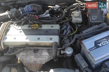 Седан Opel Vectra 1997 в Киеве