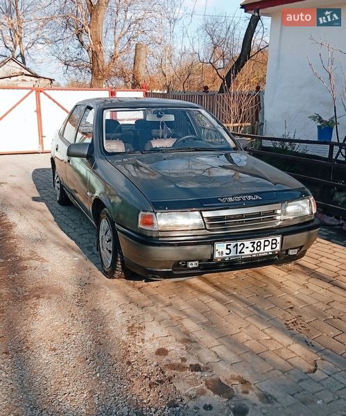 Седан Opel Vectra 1989 в Корце фото 2 Седан Opel Vectra 1989 в Корце