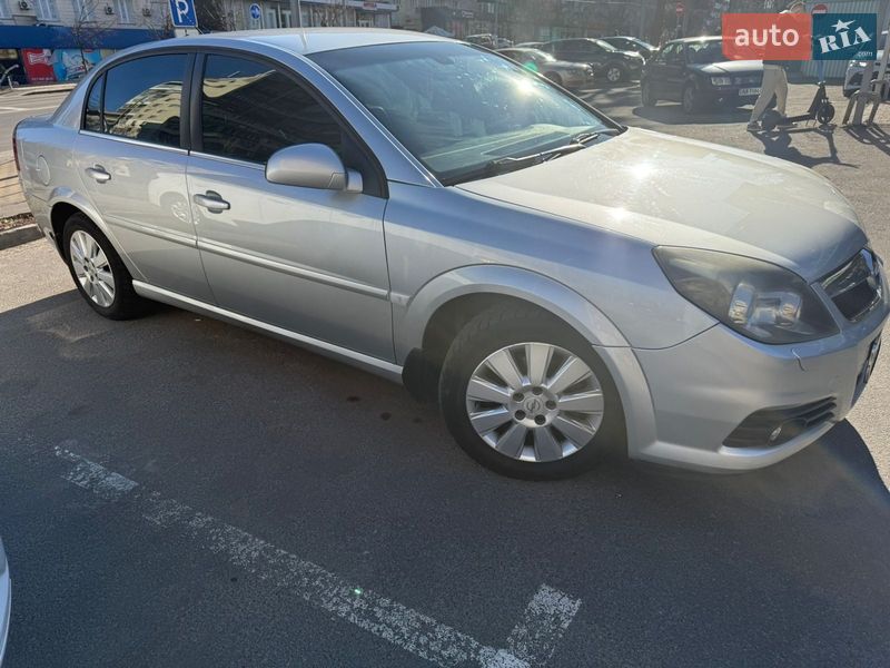 Седан Opel Vectra 2008 в Киеве
