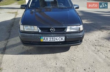 Седан Opel Vectra 1993 в Чугуеве