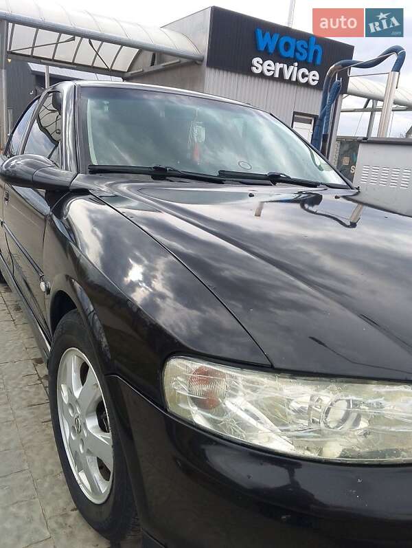 Универсал Opel Vectra 2001 в Буске