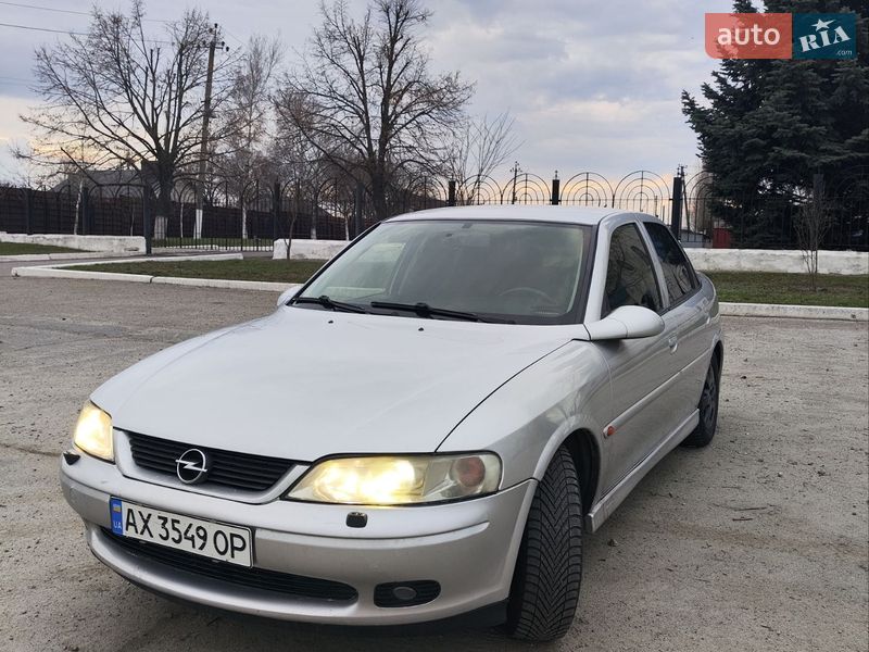 Седан Opel Vectra 2001 в Новомосковске фото 2 Седан Opel Vectra 2001 в Новомосковске