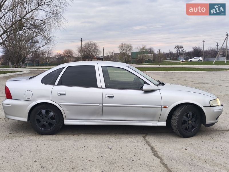 Седан Opel Vectra 2001 в Новомосковске фото 4 Седан Opel Vectra 2001 в Новомосковске