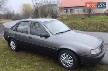 Седан Opel Vectra 1989 в Надвірній