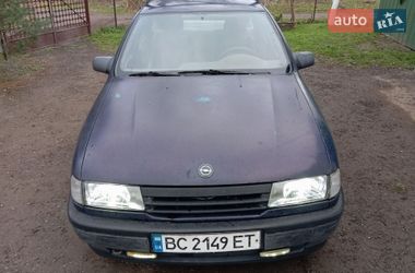 Ліфтбек Opel Vectra 1990 в Львові