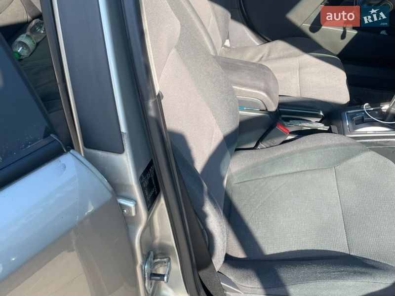 Седан Opel Vectra 2004 в Южному