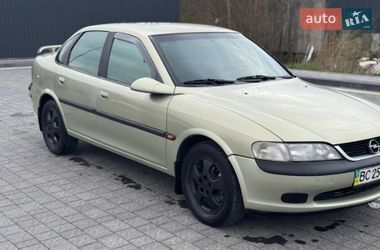Седан Opel Vectra 1996 в Самборе