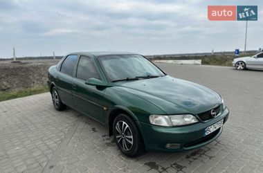Седан Opel Vectra 1997 в Жовкве
