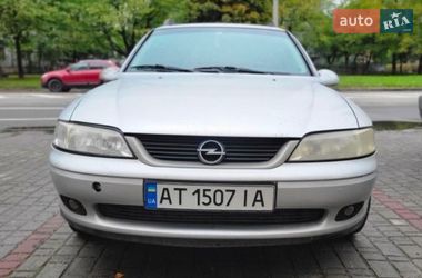 Универсал Opel Vectra 1999 в Ивано-Франковске