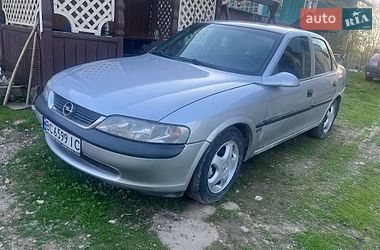 Седан Opel Vectra 1997 в Самборі
