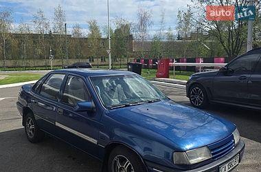 Седан Opel Vectra 1990 в Черкассах