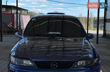 Седан Opel Vectra 1997 в Виннице