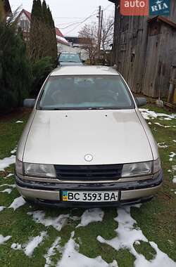 Седан Opel Vectra 1989 в Бориславі