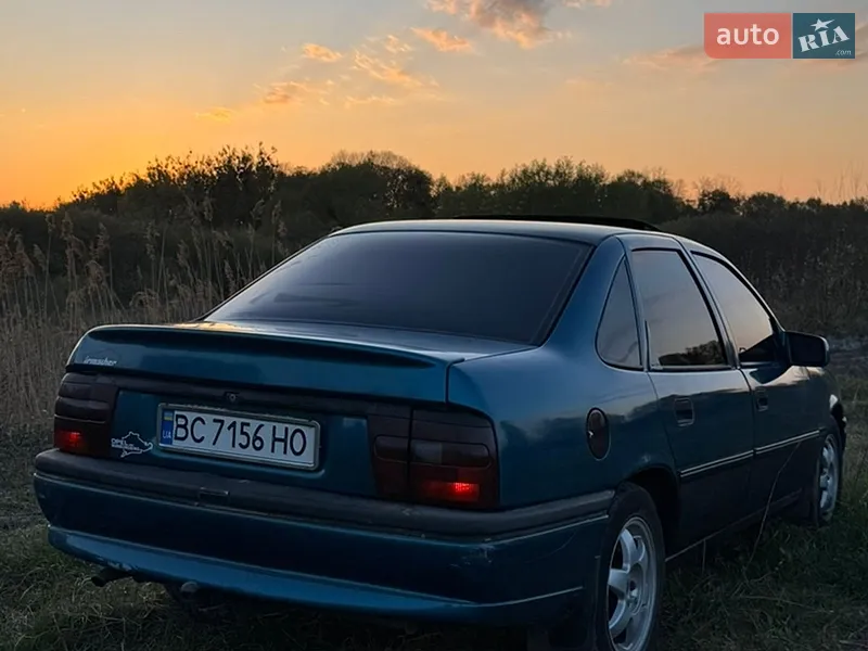 Opel Vectra 1993 VIN W0L000087P1131434 фото оголошення 5 з 56