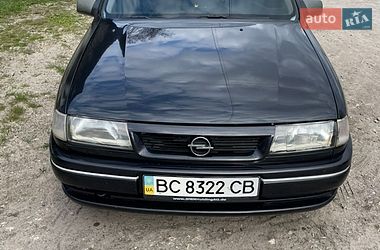 Лифтбек Opel Vectra 1994 в Тернополе