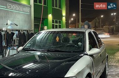 Седан Opel Vectra 1998 в Виннице